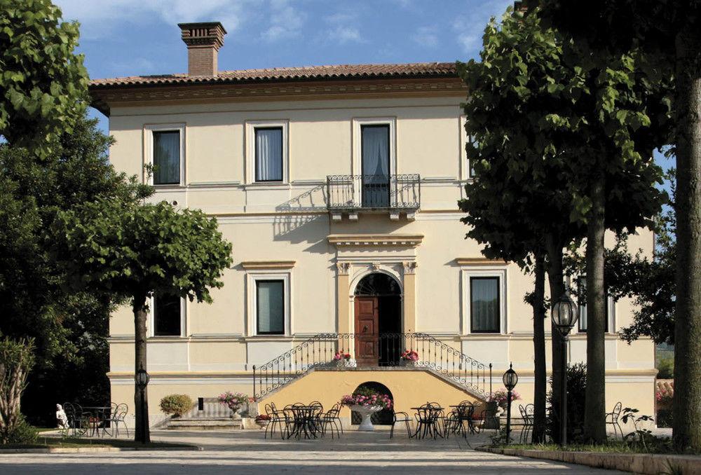 Villa Picena Колли-дель-Тронто Экстерьер фото